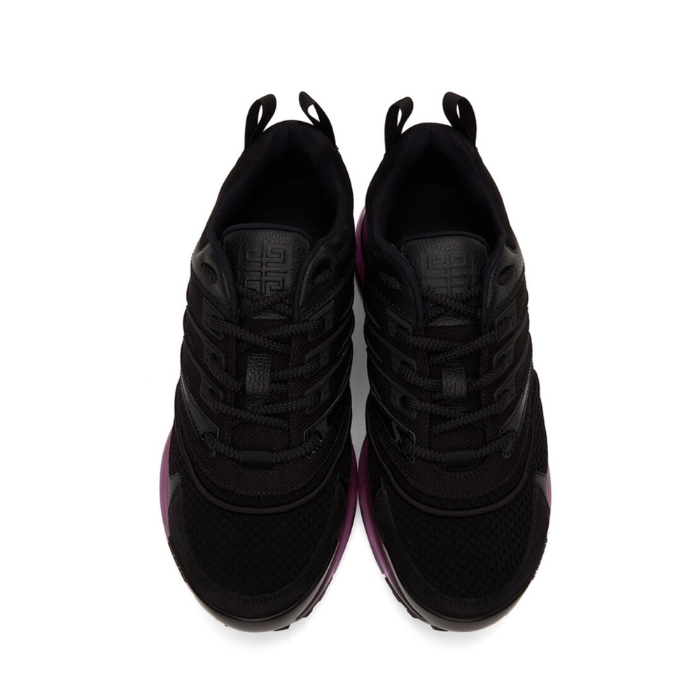 Men’s Givenchy Sneakers - Picture 3 of 7